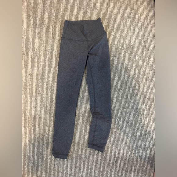 Lulu size 4 black/grey leggings!! - Picture 4 of 7